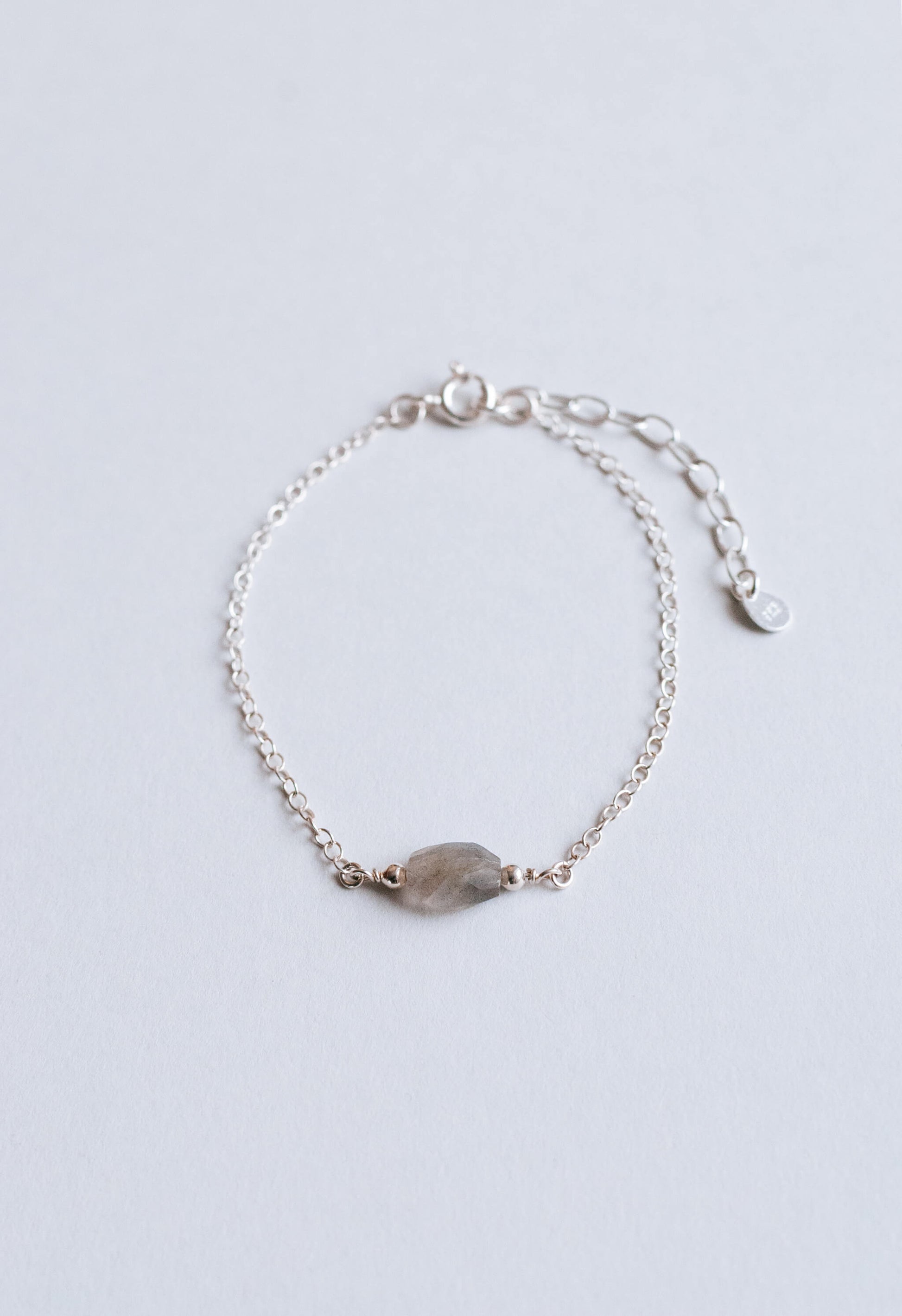 Honeydew Club labradorite gemstone bracelet