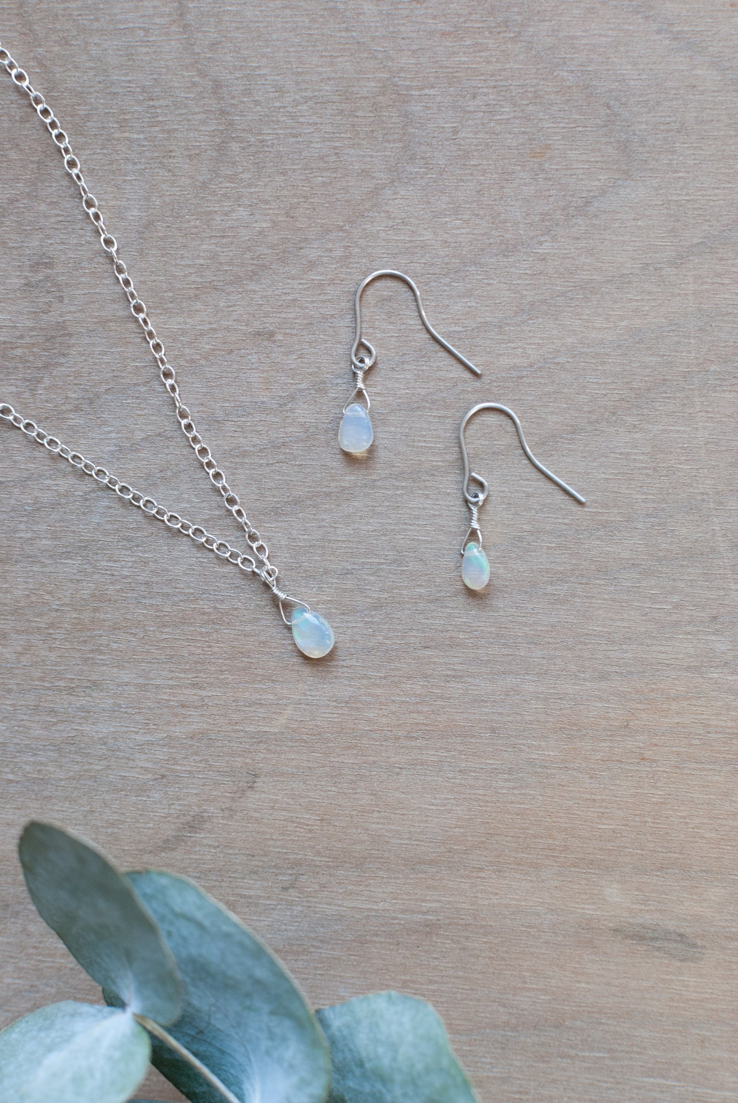 Opal Jewellery Set